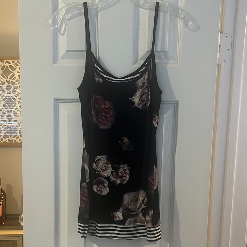 NWT Bailey 44 Floral Tank Top